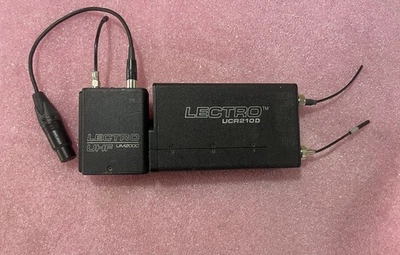 Lectrosonics UCR210D  Transmitter Block 20 & UHF UM 200C Transmitter  Block 28. - Image 1 of 4