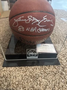 JULIUS ERVING AUTOGRAPH SIGNED SPALDING NBA BASKETBALL W/ CASE - Picture 1 of 3