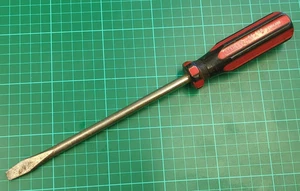 Vintage STANLEY 64-669, 9.5mmx200mm Slotted / Flat Head Screwdriver England - Picture 1 of 10