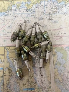 NGK pack of 13 #B8HS Spark Plug 5126 - Picture 1 of 1