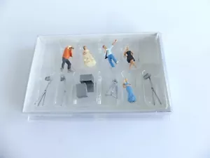 PREISER HO 1: 87 / 10789 PERSONNAGES SEANCE PHOTOS DE MODE - Foto 1 di 2