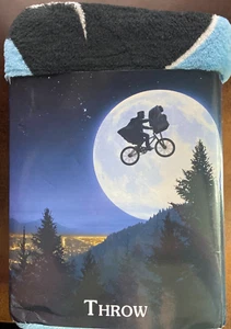 ET 40th Anniversary Franco Collectibles Bedding Throw, 46 in x 60 in. - Picture 1 of 4