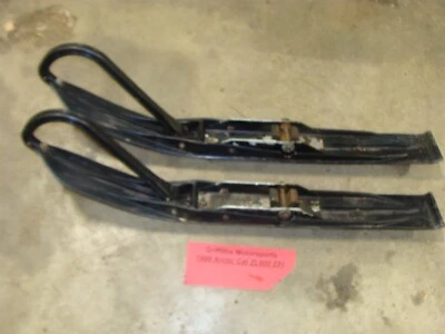 1999 ARCTIC CAT ZL600 EFI oem plastic skic loops carbides set runners - Image 1 of 4