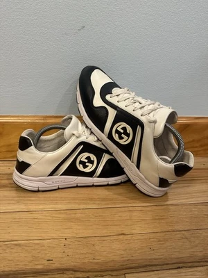 Gucci Blanco/Azul Marino Cuero Entrelazado G Zapatillas bajas Talla EE. UU. 7,5 M  Foto 1 de 4