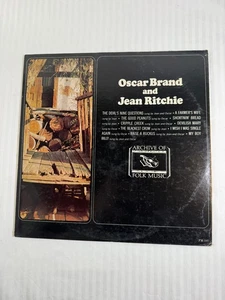 Oscar Brand And Jean Ritchie – Oscar Brand And Jean Ritchie - VINYL RECORD - Imagen 1 de 6