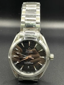 Orologio da uomo, cinturino e cassa argento con quadrante nero - Foto 1 di 7