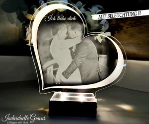 Valentinstag Geschenk Acryl Herz Aufsteller Wunschgravur Liebe Geschenkidee LED - Bild 1 von 3