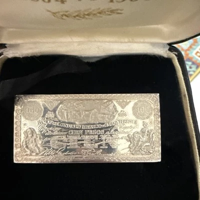 1964 Banco De Londres Y Mexico SA Primer Centario Silver Medal Grove - Image 1 of 4