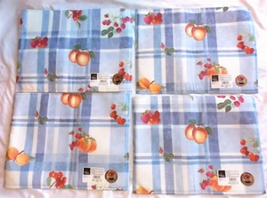 Juego de 4 manteles individuales a cuadros azul fruta blanco ropa para el hogar Martha's Vineyard Apple Berry - Imagen 1 de 9
