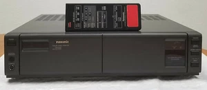 Impresora de video a color de uso comercial Panasonic AG-EP60-P con control remoto - Imagen 1 de 5