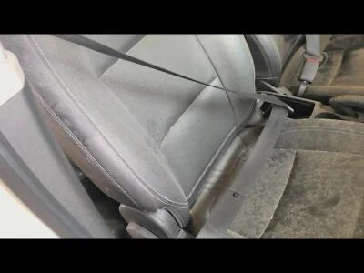 Used Front Right Seat Belt Front fits: 2014 Buick Encore passenger retractor US Foto 1 de 4