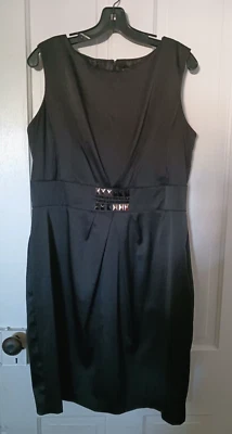 Vestido Sandra Darren Negro Talla 16 Cuello Redondo Sin Mangas Hasta la Rodilla Con Cuentas Foto 1 de 4