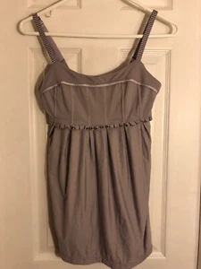 Lululemon Tanktop Größe 4 hell lila Yoga Fitness Plissee Rüschen Laufen - Bild 1 von 5
