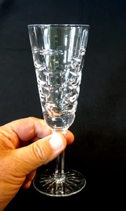 Beautiful Waterford Crystal Tralee Champagne Flute - Picture 1 of 5