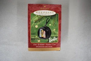 BARBIE 1961 Hatbox Hallmark 2001 Christmas Keepsake Ornament NIB - Picture 1 of 2