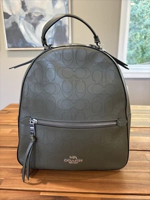 Рюкзак с логотипом Coach Signature Colorblock Jordyn оливковый - Изображение 1 из 4