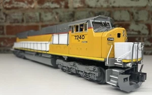 LIONEL 2233671 NS (UP PATCH) LEGACY SD90MAC DIESEL LOCOMOTIVE #7240 O GAUGE - Picture 1 of 5