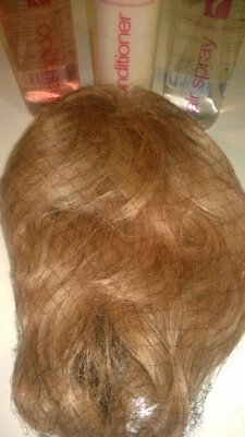 Paula Young ~ Pieza de cabello humano Christine Jordan ~ Mujer Foto 1 de 4