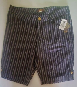 Women's South Pole Black Plaid Comb Striped Shorts Size 14 New NWT - Picture 1 of 10