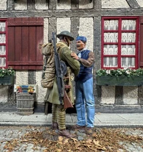 GRAN Bretaña guerra mundial 1 23128 hombre pueblo francés saludo infantería ee. uu. doughboy - Imagen 1 de 4