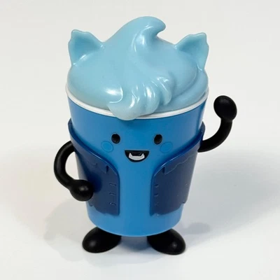 Wendys Frosty Frights Brrr Bestia Persecución Variante Luna Azul 2024 Niños Comida Juguete Raro Foto 1 de 4