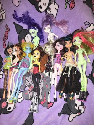 Monster High Bundle - Image 1 of 4