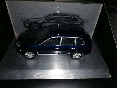 Minichamps Promo 1/43 Porsche Cayenne S blue  - Immagine 1 di 4