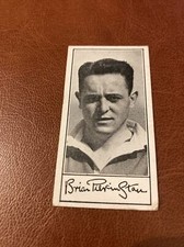 Barratt & Co - 'Famous Footballers A.4' (1956) #43 B. Pilkington (Burnley)