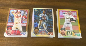 2023 Topps Serie 1 - Sie wählen Spieler - Regenbogen und Goldfolie, /2023 - NACHLADEN - Bild 1 von 1