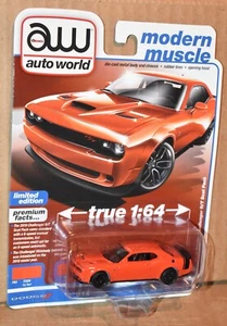 AUTO WORLD 2019 DODGE CHALLENGER R/T SCAT PACK 1:64 LIMITED EDITION NEW - Picture 1 of 5
