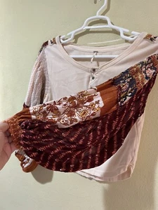 Free People Light Magic Henley Top Vainilla Crema Boho Floral XS Manga de Globo f2 - Imagen 1 de 6