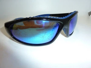 Yachter's Choice 41403 Wahoo Blue Mirror Sunglass USED - Picture 1 of 11