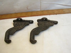 Antiker architektonischer Treppenhandlauf Halterung Halter verzierte Gusseisenbeschläge - Bild 1 von 5