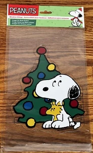 Snoopy con Woodstock + Albero di Natale - Finestra di Natale Cane PEANUTS NUOVO SIGILLATO - Foto 1 di 5
