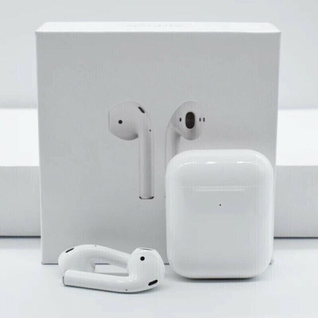 Auriculares Bluetooth Apple AirPods 2da Gen Estuche Oficial