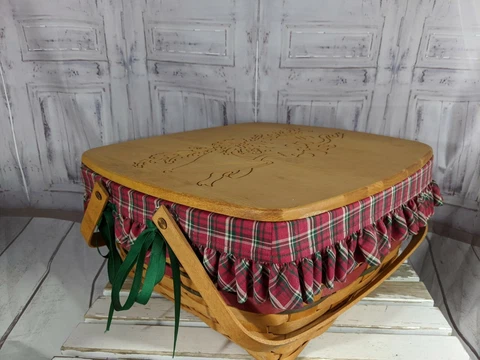 Longaberger Basket 1993 Large Christmas Basket bells Lidded Mildware Red Liner Cover
