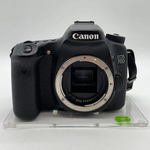 Canon EOS 70D 20.2MP Digital SLR DSLR Camera Body Only - Picture 1 of 7