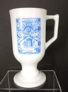 Taza de café Alpine Village Inn Las Vegas, pedestal de vidrio con leche - Imagen 1 de 6