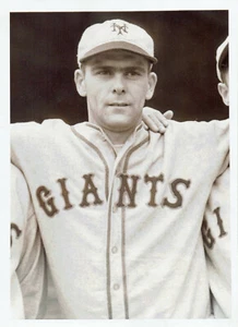 1936 Press Photo Pitcher Ray Starr of the New York Giants Baseball Team - Picture 1 of 2