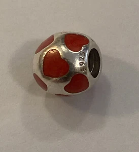 Pandora Silver S925 ALE RED HOT RED LOVE ENAMEL HEARTS Round Charm Bead Genuine - Picture 1 of 8