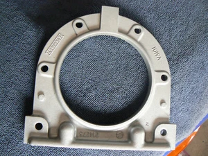 TRIUMPH STAG ENGINE CRANK OIL SEAL HOUSING WITH DOWEL PINS - Picture 1 of 3