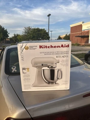 KitchenAid Mixer 5Q - Image 1 of 2