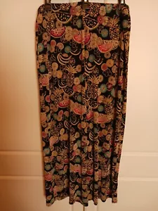 Chico's Travelers Tropical Fruit Pants Women's Size 3 inseam 22" black w/colors - Picture 1 of 3