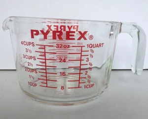 Vintage PYREX 4 Cup 1 Quart Red Lettering Glass Measuring Cup USA - Picture 1 of 12