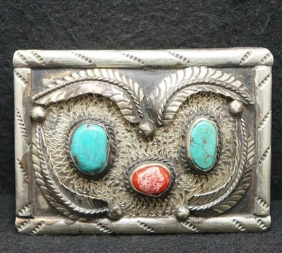 WL05146 VINTAGE DÉCADA DE 1970 ***ARTE DE ARTE NATIVA AMERICANA*** FIVELA DE CINTO DE PEDRA E PENAS - Imagem 1 de 2