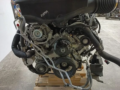 5.3L Gasoline Engine opt L84 PULLOUT from 2023 Chevrolet Tahoe 10512301 Foto 1 de 4