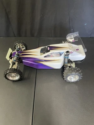 RC 10 Custom Build With ER Racing Carbon Fiber Tub Chassis And Upgrades - Image 1 of 4