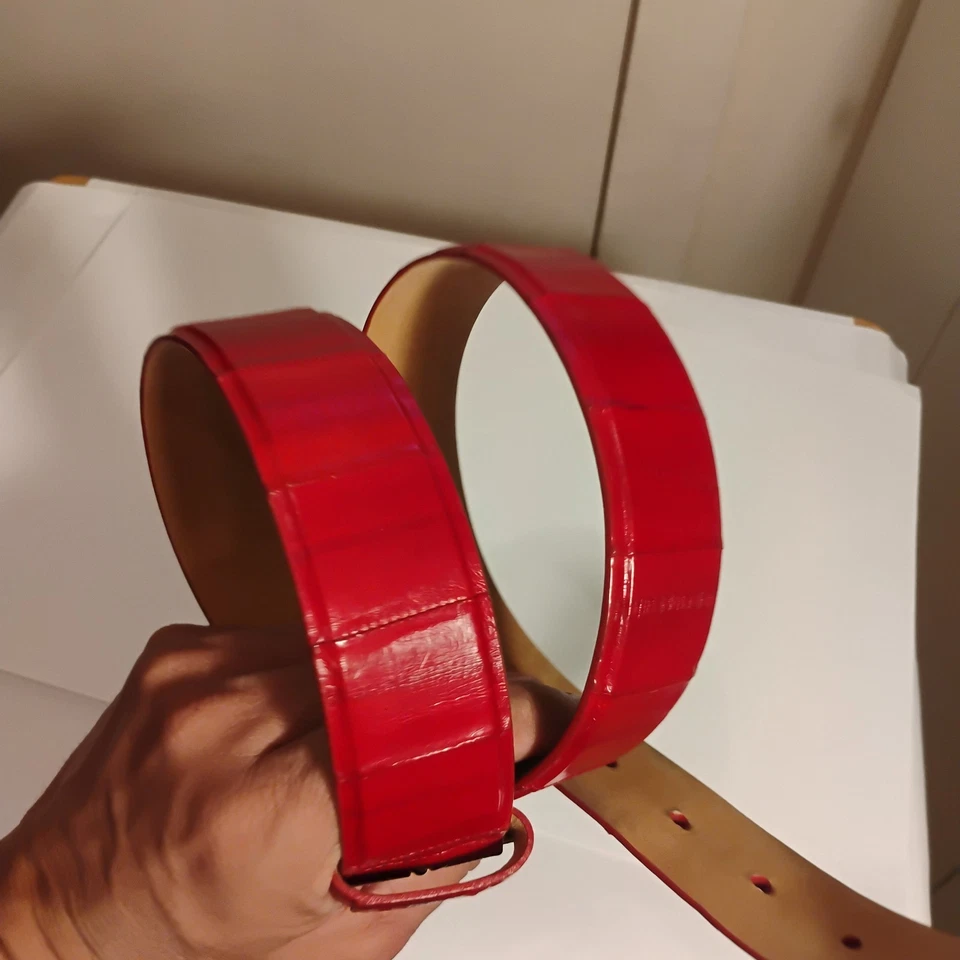 Cinto de couro vermelho pele de enguia real W. Kleinberg fivela de bronze tamanho médio feminino EUA - Imagem 1 de 4