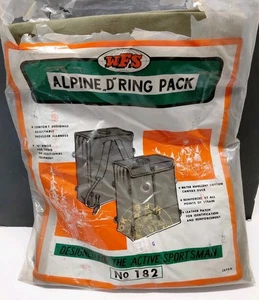 Vintage WFS Alpine D-Ring Pack No 182 Green Hiking Camping Back Pack Duffel - Picture 1 of 13