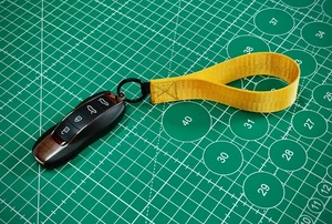 Porsche 911 991 992 GT3 RS GT2 GT4 Door Strap Style Keychain Schlüsselanhänger - Picture 1 of 9